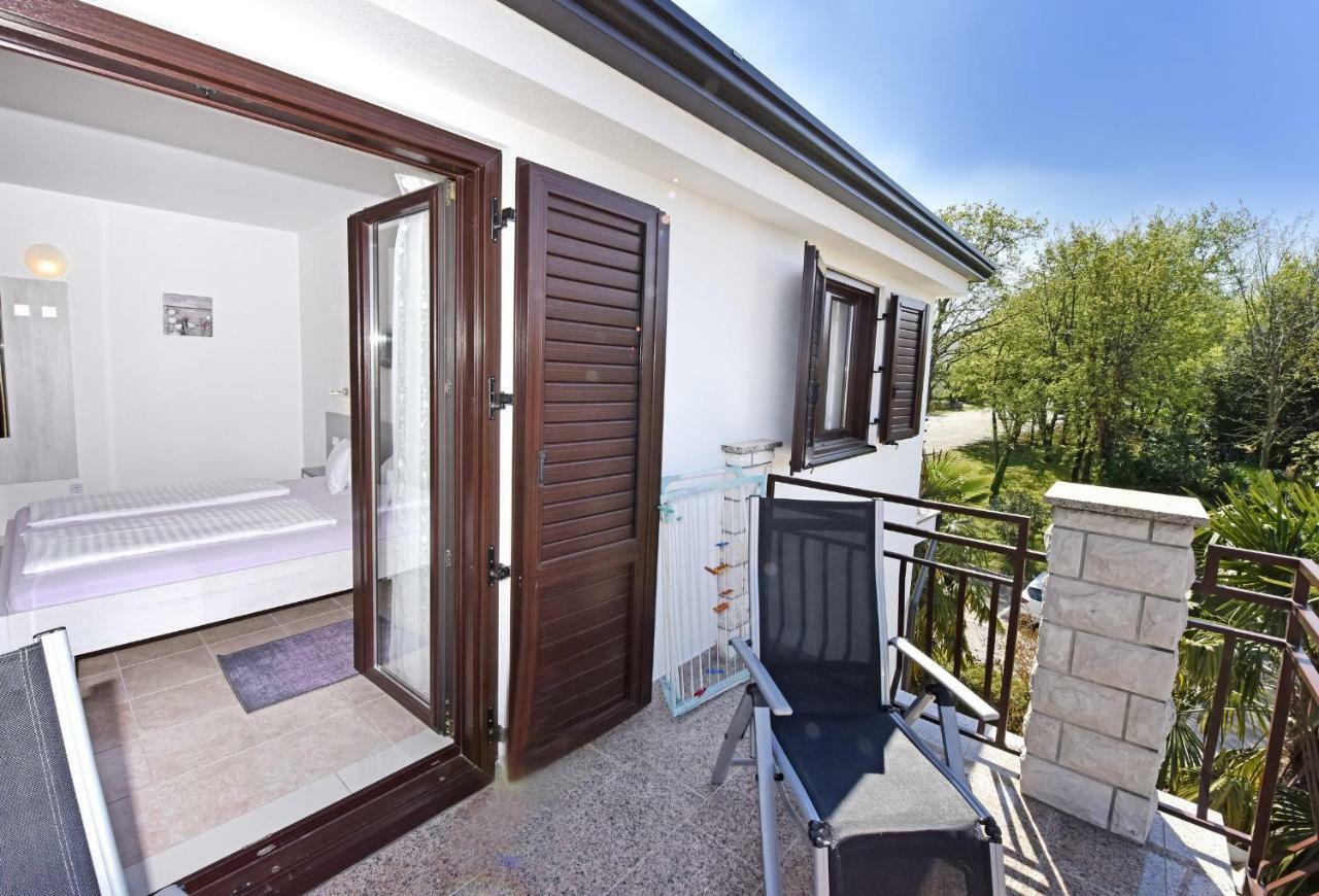 Ferienwohnungen Erika Porec Esterno foto